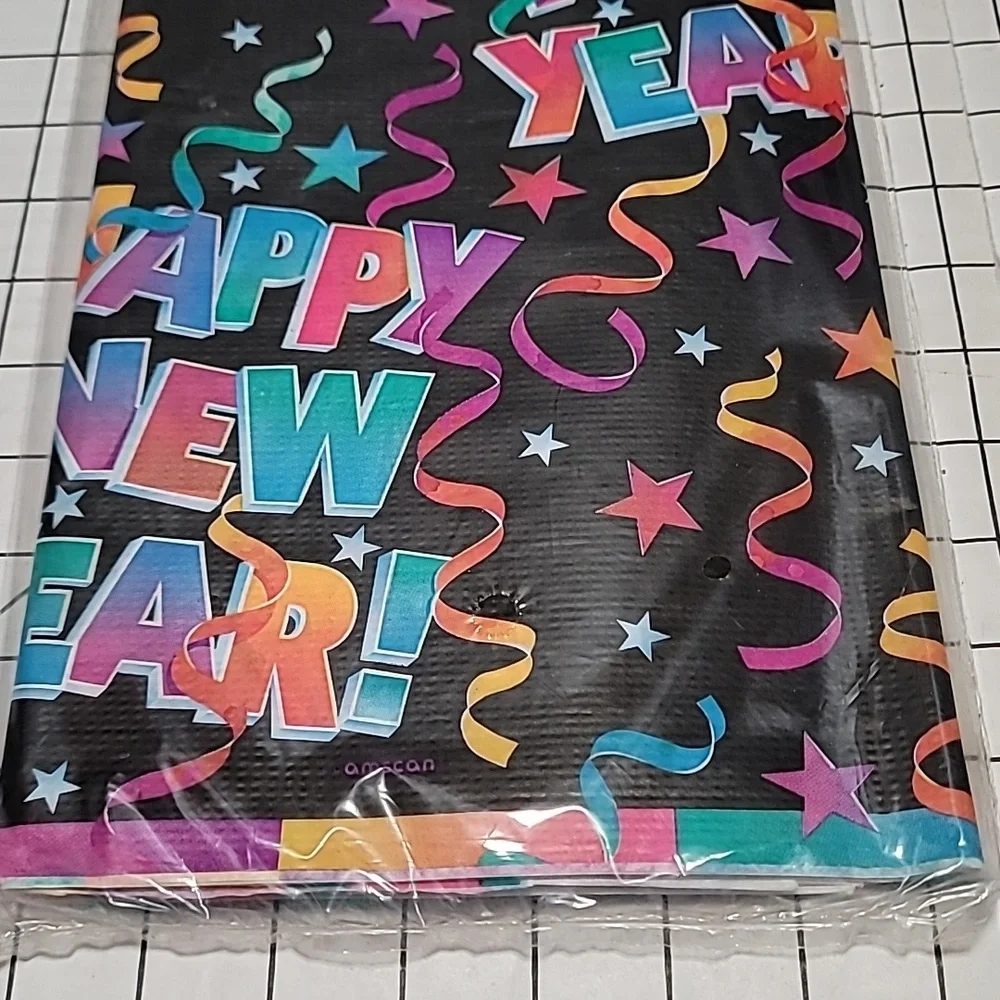 Happy New Year, Paper Table Cover 57939 by Trend Setters  NIP‎ 54